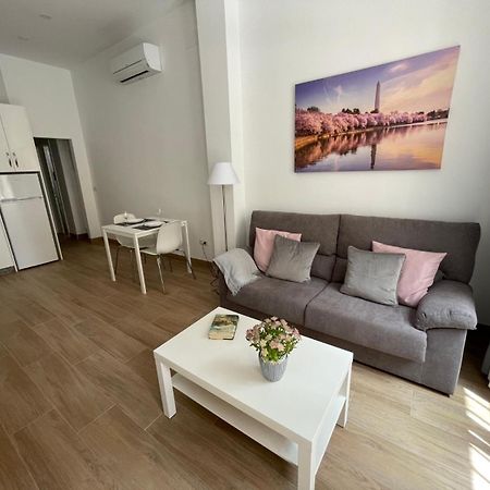 Apartamento Plaza Espana Фуeнхирола Екстериор снимка