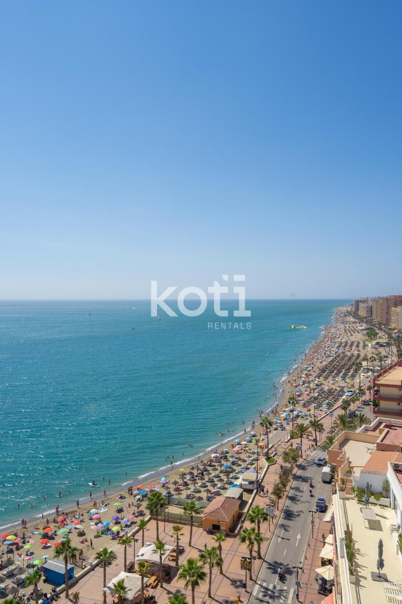 Apartamento Plaza Espana Фуeнхирола Екстериор снимка
