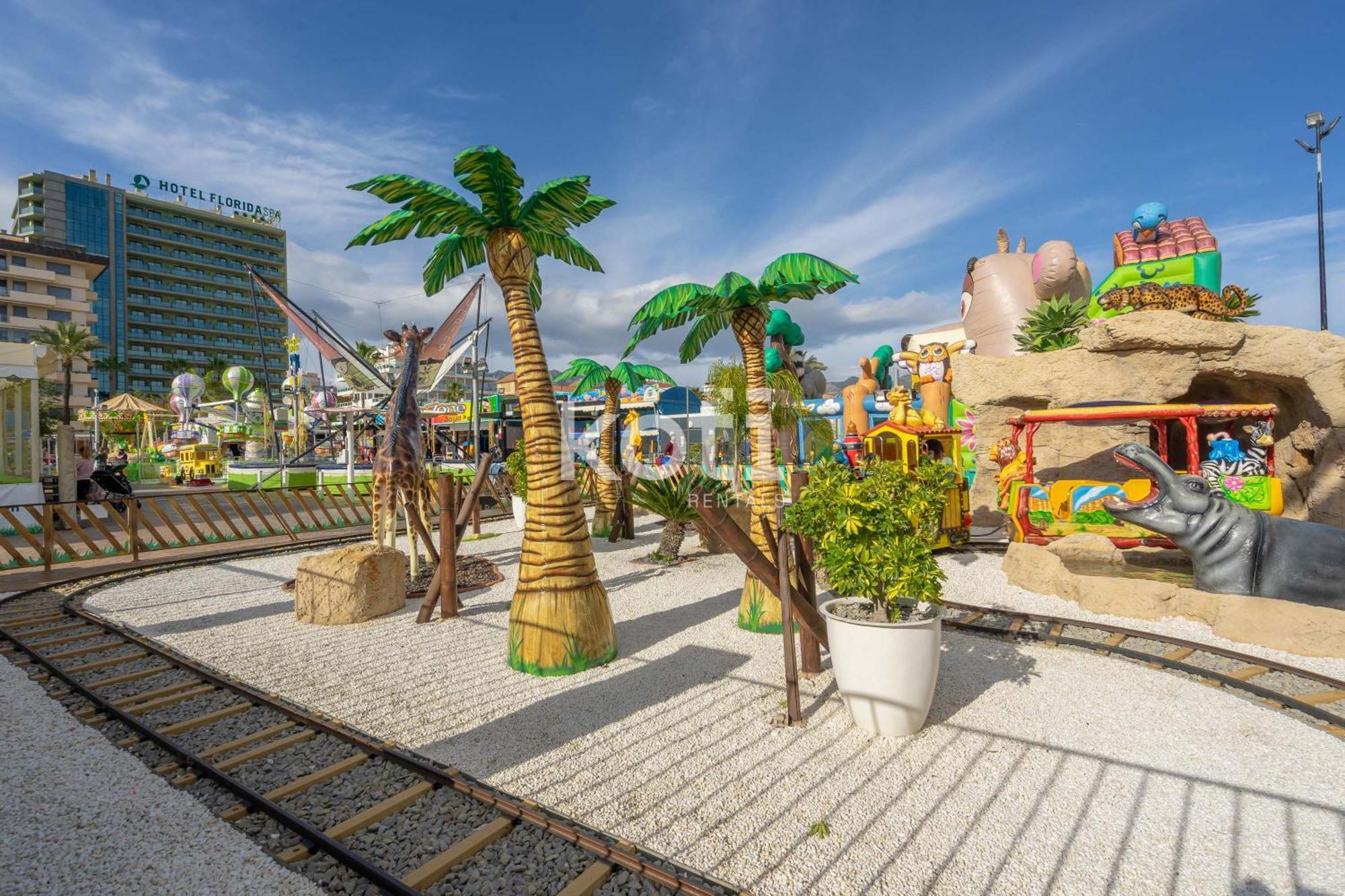Apartamento Plaza Espana Фуeнхирола Екстериор снимка